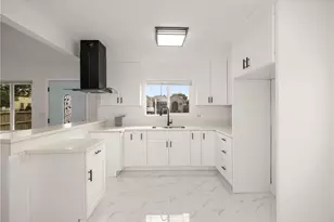 217 E 77th St, Los Angeles, CA 90003 - Photo 13