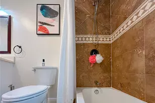 7806 Crenshaw Blvd, Los Angeles, CA 90043 - Photo 41