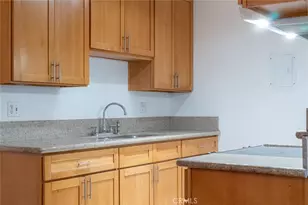 3045 E Theresa, Long Beach, CA 90814 - Photo 11