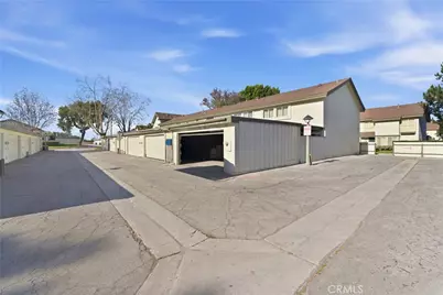 9712 Karmont, South Gate, CA 90280 - Photo 19