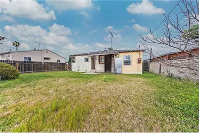 8264 Lankin, Downey, CA 90242 - Photo 23