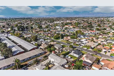 8264 Lankin, Downey, CA 90242 - Photo 35