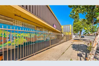 1117 Goodrich, Commerce, CA 90022 - Photo 39