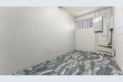 1117 Goodrich, Commerce, CA 90022 - Photo 9