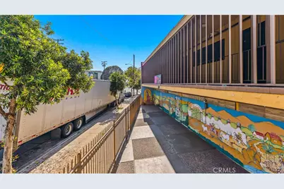 1117 Goodrich, Commerce, CA 90022 - Photo 33