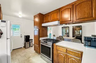 10415 Valley View Ave, Whittier, CA 90604 - Photo 9
