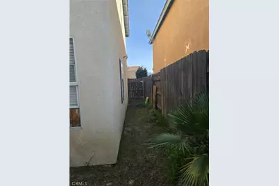 260 Mahogany Avenue, San Jacinto, CA 92582 - Photo 13