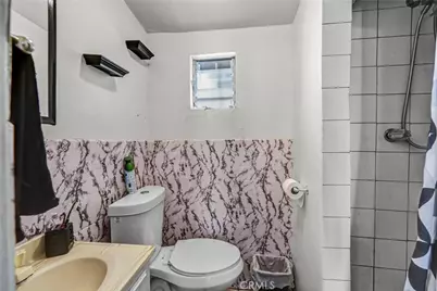 2548 Missouri Avenue, South Gate, CA 90280 - Photo 27