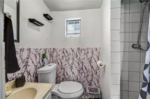 2548 Missouri Ave, South Gate, CA 90280 - Photo 27