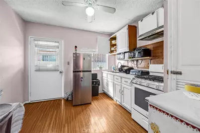 2548 Missouri Avenue, South Gate, CA 90280 - Photo 19