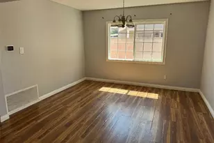 2412 W Raymond, Compton, CA 90220 - Photo 23