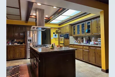 8560 Cherokee Drive, Downey, CA 90241 - Photo 9