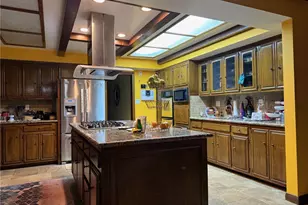 8560 Cherokee Dr, Downey, CA 90241 - Photo 9