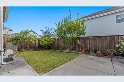 1856 Newport, San Pedro, CA 90732 - Photo 25