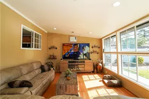 326 E I St, Ontario, CA 91764 - Photo 9