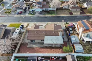13590 Mica, Victorville, CA 92392 - Photo 5