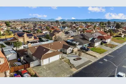 13590 Mica, Victorville, CA 92392 - Photo 3