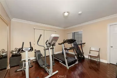 8906 Brock Avenue, Downey, CA 90240 - Photo 31