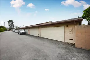 10330 Downey Ave, Downey, CA 90241 - Photo 33