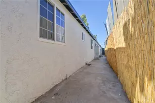 9621 Laurel, Los Angeles, CA 90002 - Photo 19