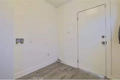 317 W 107th, Los Angeles, CA 90003 - Photo 13