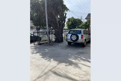 317 E 42nd Pl, Los Angeles, CA 90011 - Photo 3