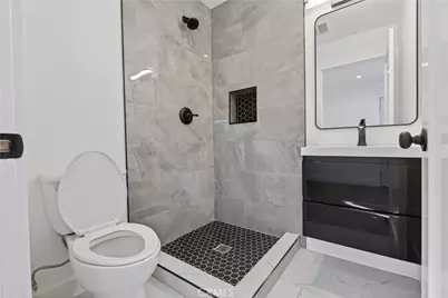 10443 E Zamora Avenue, Los Angeles, CA 90002 - Photo 33