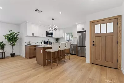 10443 E Zamora Avenue, Los Angeles, CA 90002 - Photo 9