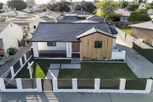 10443 E Zamora Ave, Los Angeles, CA 90002 - Photo 3