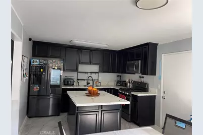 1648 E 110th, Los Angeles, CA 90059 - Photo 9