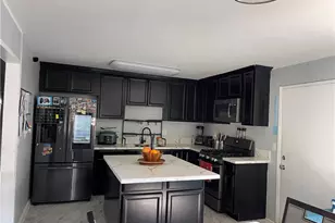 1648 E 110th, Los Angeles, CA 90059 - Photo 9