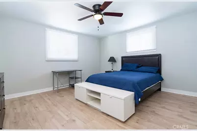 1241 W 89th St, Los Angeles, CA 90044 - Photo 15