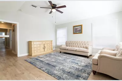 1241 W 89th St, Los Angeles, CA 90044 - Photo 5