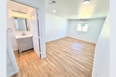 823 W G, Wilmington, CA 90744 - Photo 9