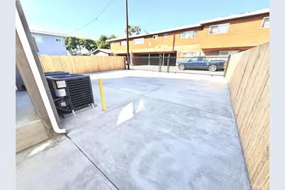 823 W G, Wilmington, CA 90744 - Photo 19