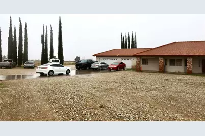 11077 Valle Vista Road, Phelan, CA 92371 - Photo 5