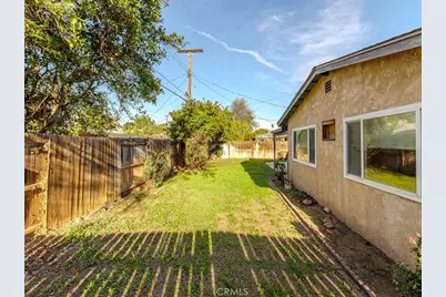 8815 San Vicente, Riverside, CA 92503 - Photo 11