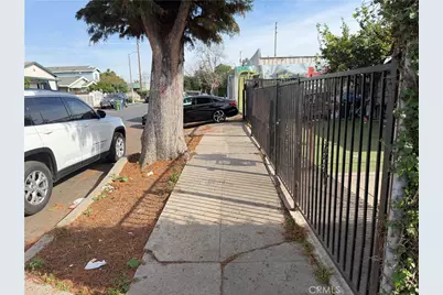 1462 E 57th, Los Angeles, CA 90011 - Photo 7