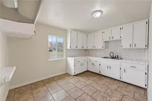 16516 E St, Victorville, CA 92395 - Photo 11