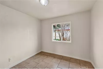 16516 E Street, Victorville, CA 92395 - Photo 13
