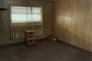 16511 S Garfield Ave, Paramount, CA 90723 - Photo 17