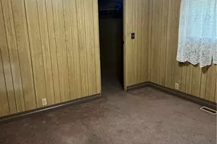 16511 S Garfield Ave, Paramount, CA 90723 - Photo 15