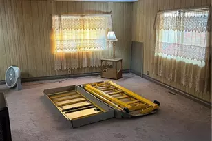 16511 S Garfield Ave, Paramount, CA 90723 - Photo 9