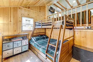 875 Virginia Ct, Lake Arrowhead, CA 92352 - Photo 9