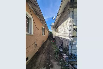 4010 Wall, Los Angeles, CA 90011 - Photo 9