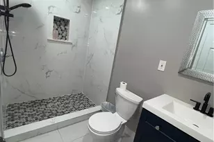 6214 S Western Ave, Los Angeles, CA 90047 - Photo 3