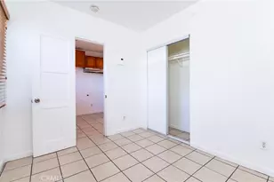 8995 Victoria Ave, South Gate, CA 90280 - Photo 13