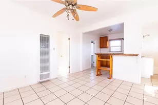 8995 Victoria Ave, South Gate, CA 90280 - Photo 5
