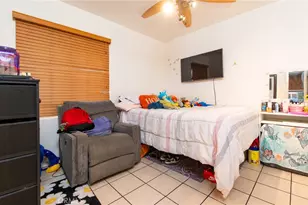 8995 Victoria Ave, South Gate, CA 90280 - Photo 23