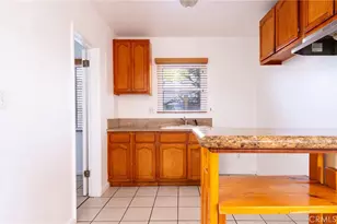 8995 Victoria Ave, South Gate, CA 90280 - Photo 7
